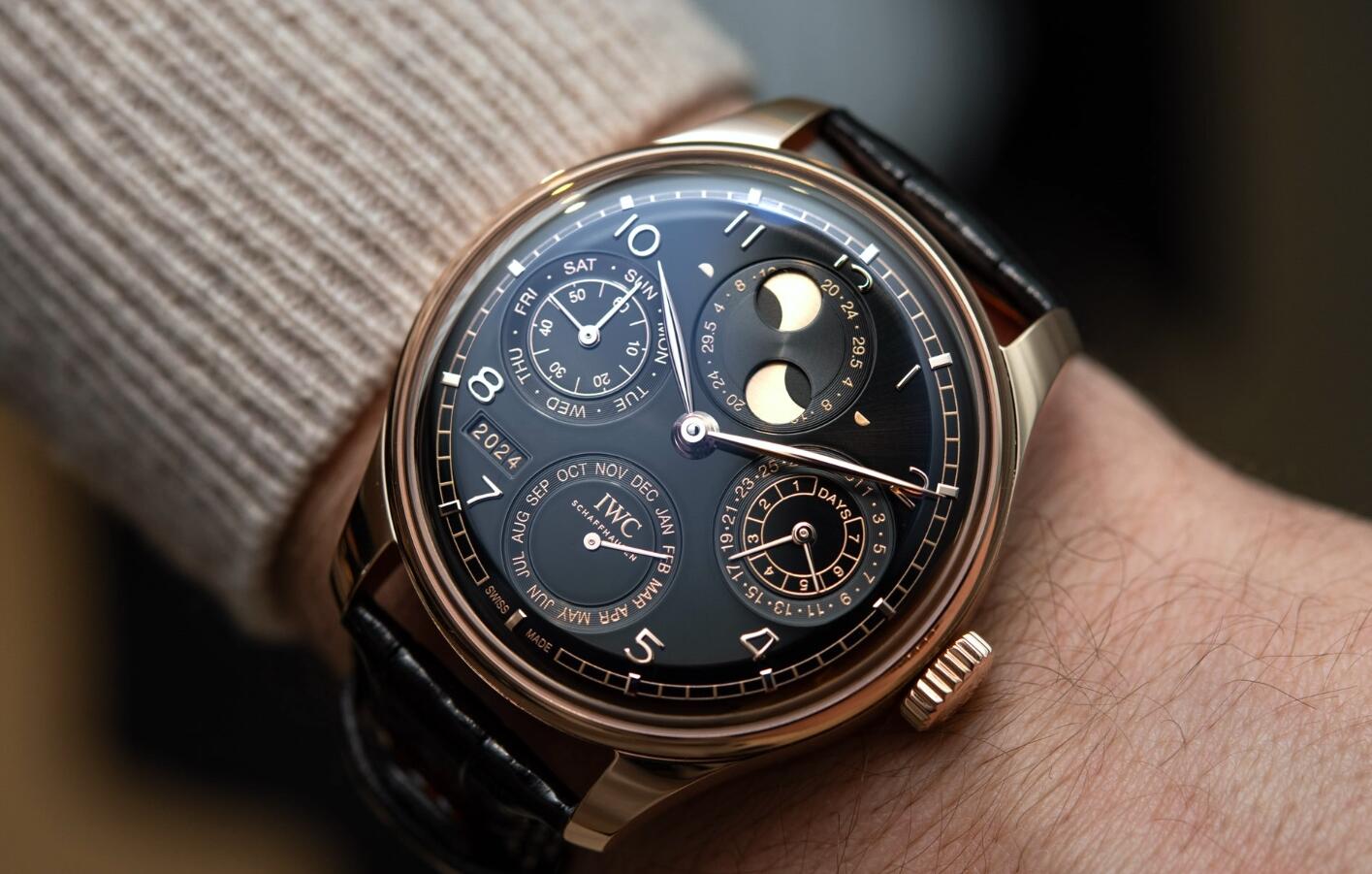 Die IWC Portugieser Perpetual Calendar 44 Replica Uhr Wurde Neu Gestaltet,Um Dünner Und Raffinierter Zu Werden